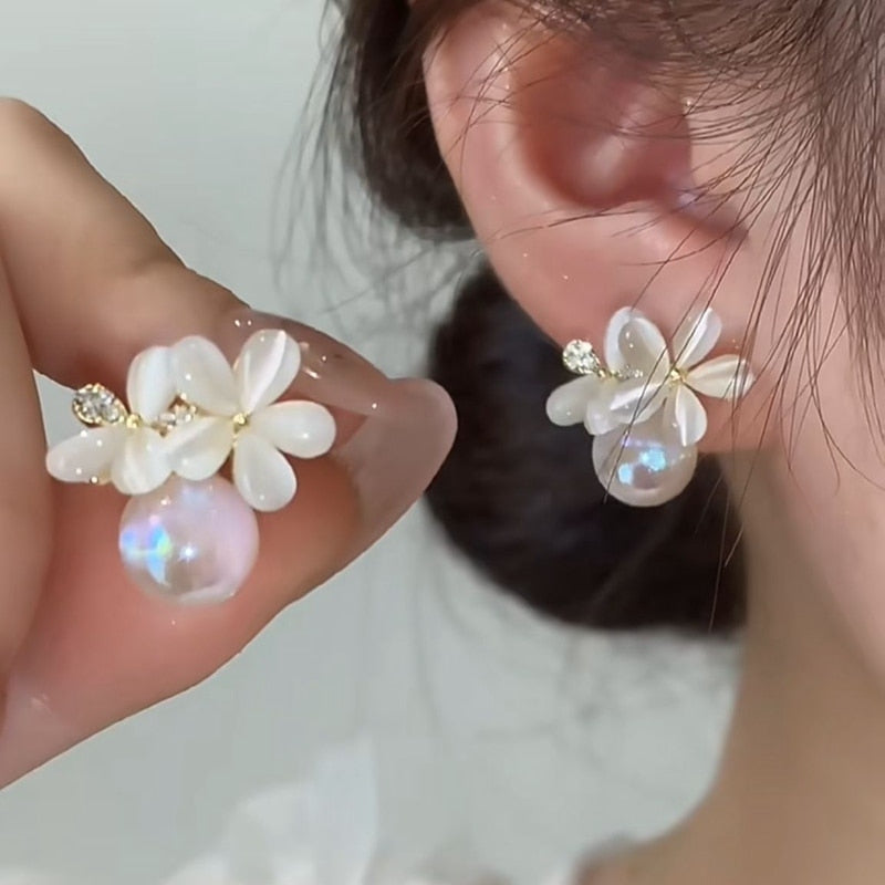 Fashion Zircon Flower Stud Earrings