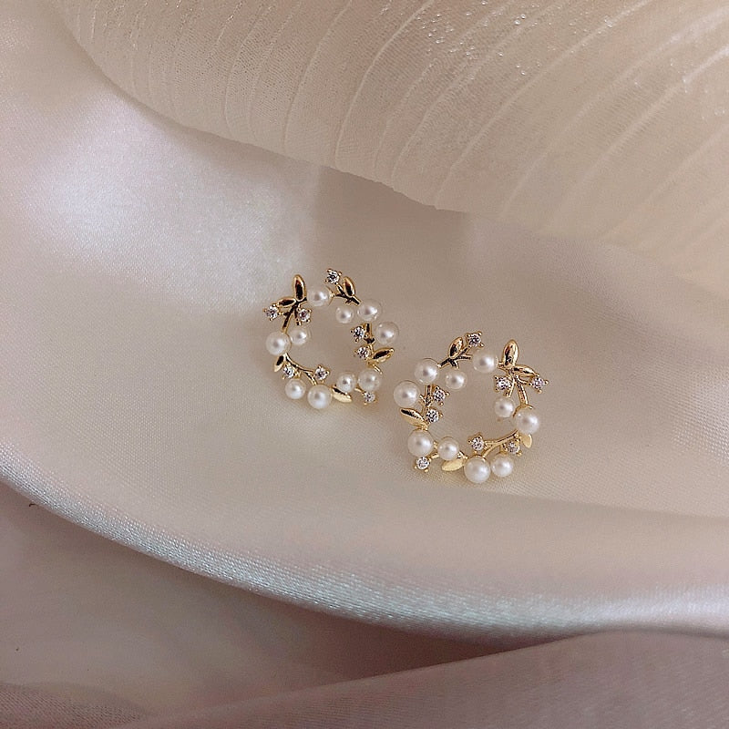 Classic Pearl wreath Stud Earrings Fashion jewelry