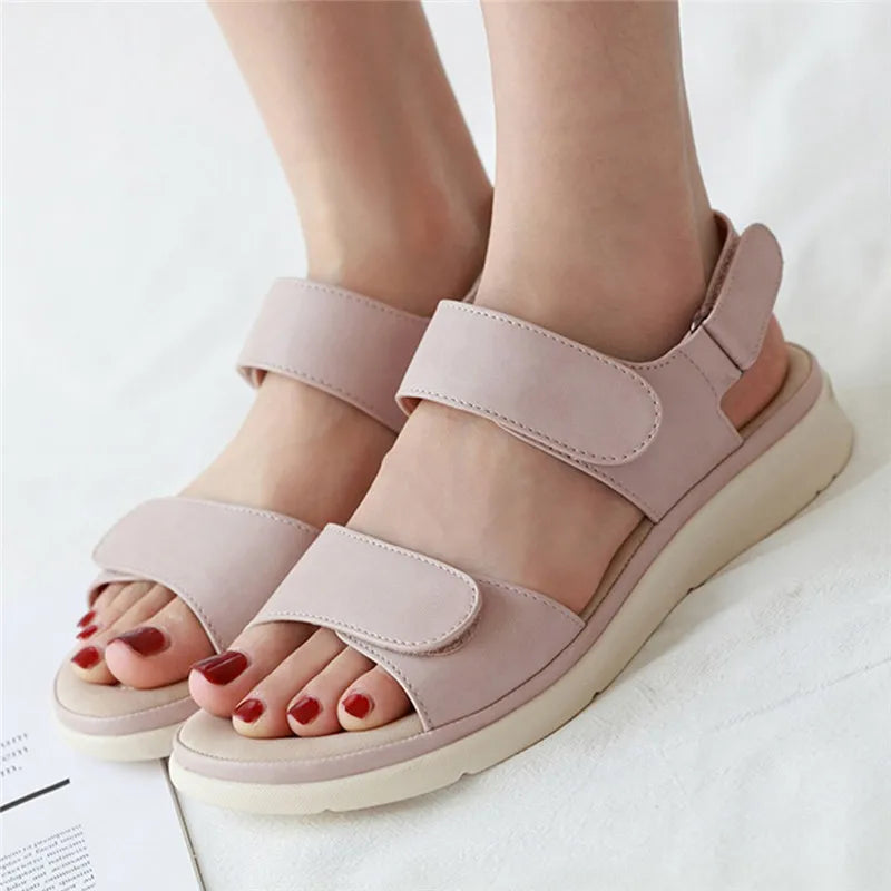 fashion for women low roman sandals