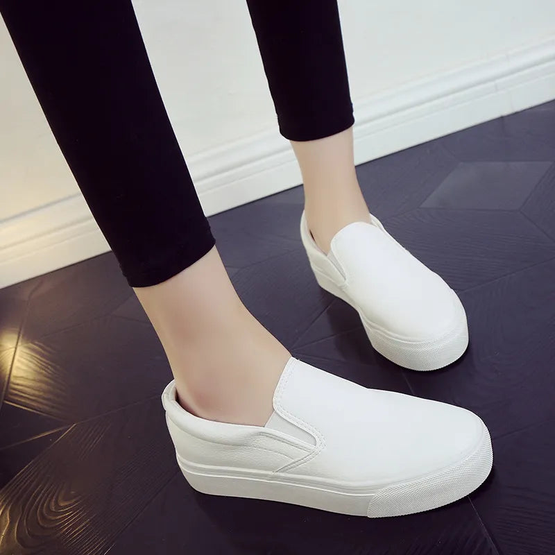 Women Sneakers Leather Trend Casual Flats  Fashion Comfort Slip-on