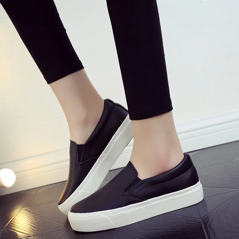 Women Sneakers Leather Trend Casual Flats  Fashion Comfort Slip-on