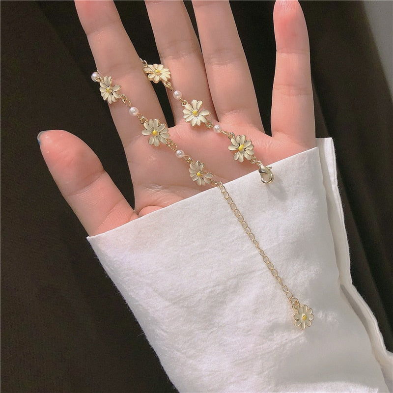 Style Long Daisy Flower Earrings Style