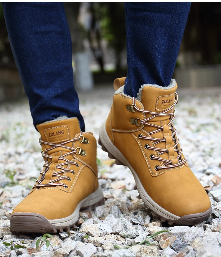 Outdoor Fashion Leather Boots Comfortable Men Shoes