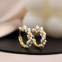 Elegant Artificial Pearl Wound Metal Twist Hoop Earring