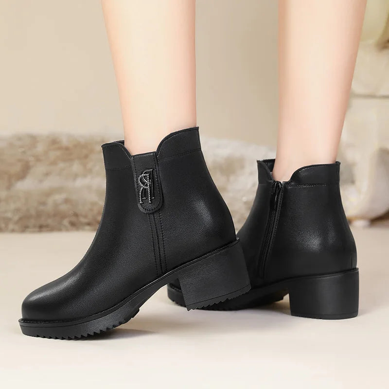 Women Snow Genuine Leather Large Size Ankle Boots