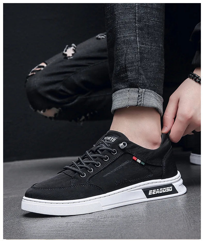 Men's Casual Sneakers Lace Up Trendy Casual Flat Shoes