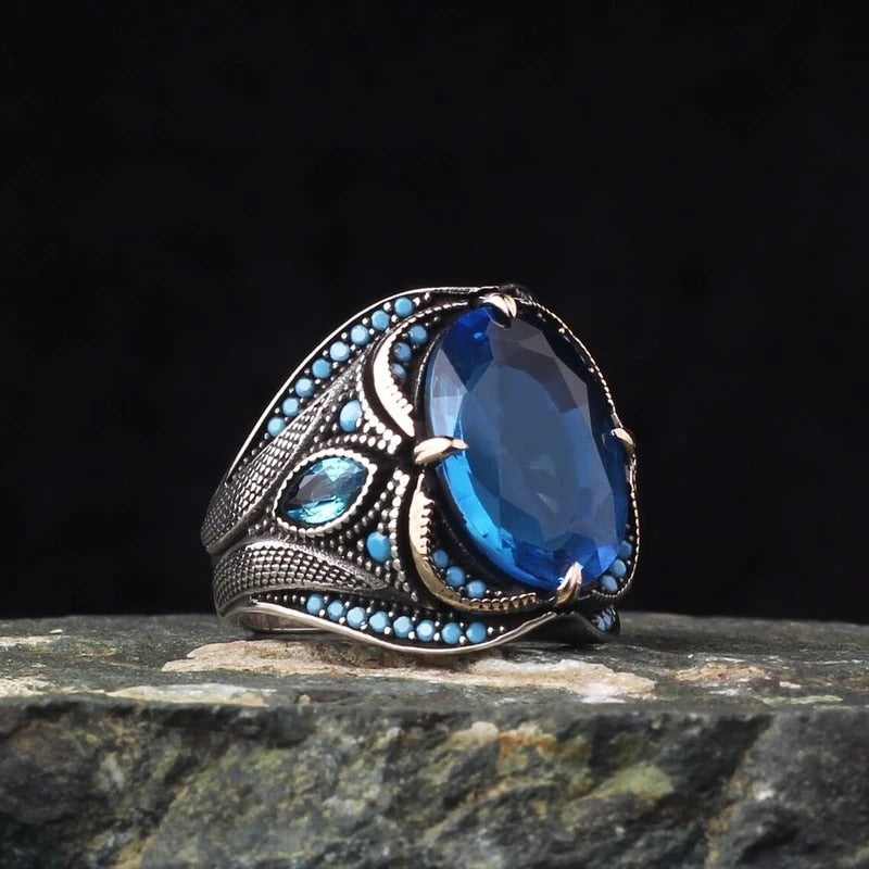 Retro Ancient Silver Color Carved Ring