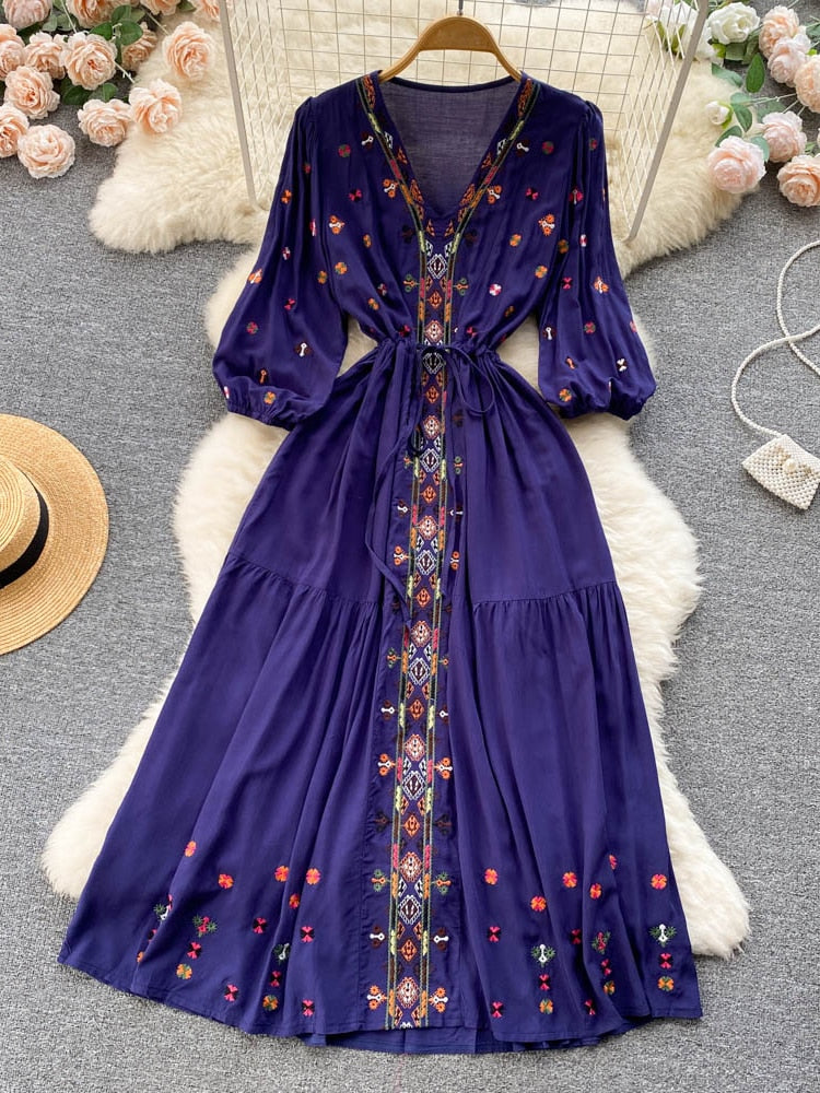 Bohemian Retro Ethnic Style Embroidery V-neck A-line Dress