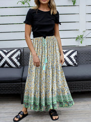 Vintage Bohemian Green Floral Print Pleated Skirt