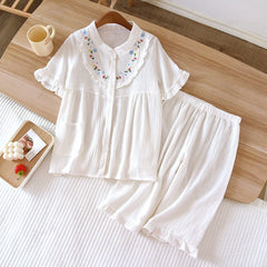 pajama suit cotton crepe short-sleeved capris embroidered