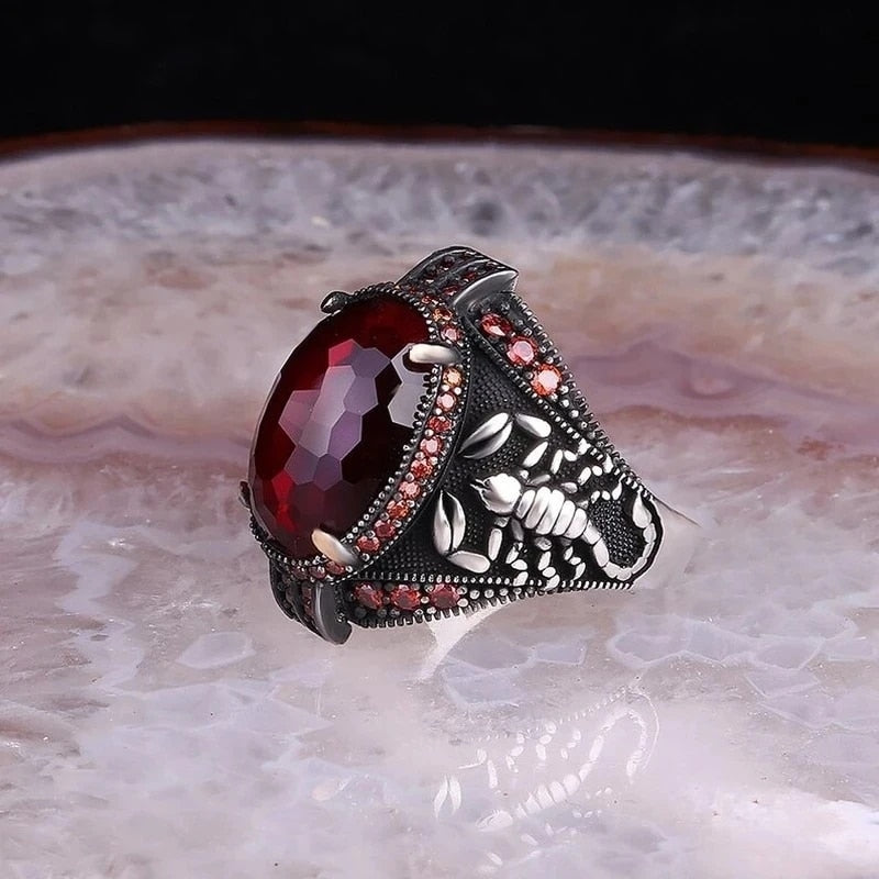 Retro Ancient Silver Color Carved Ring