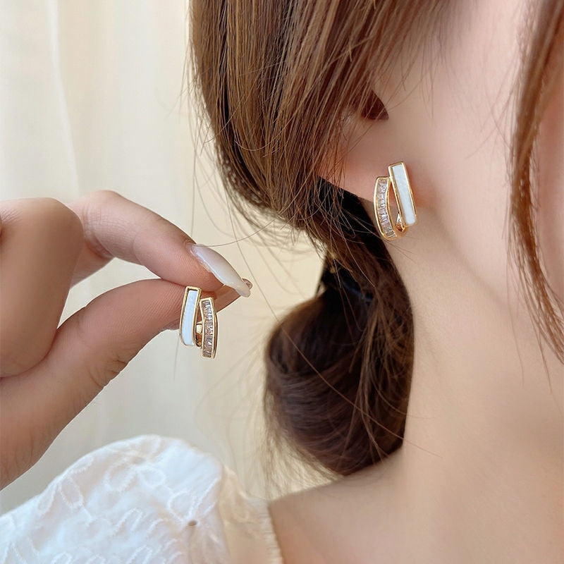 Design Irregular U-shaped Gold Color Earrings