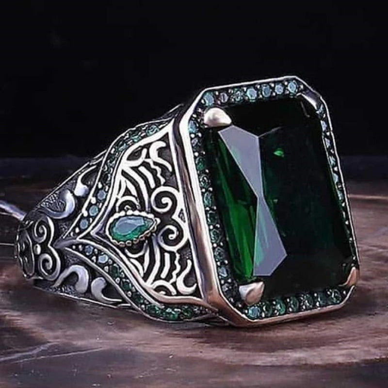 Retro Ancient Silver Color Carved Ring