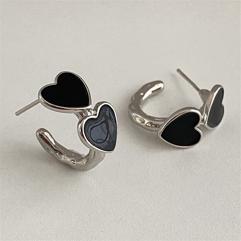 Trendy Vintage Heart Earring Women Classic  Stud Earrings