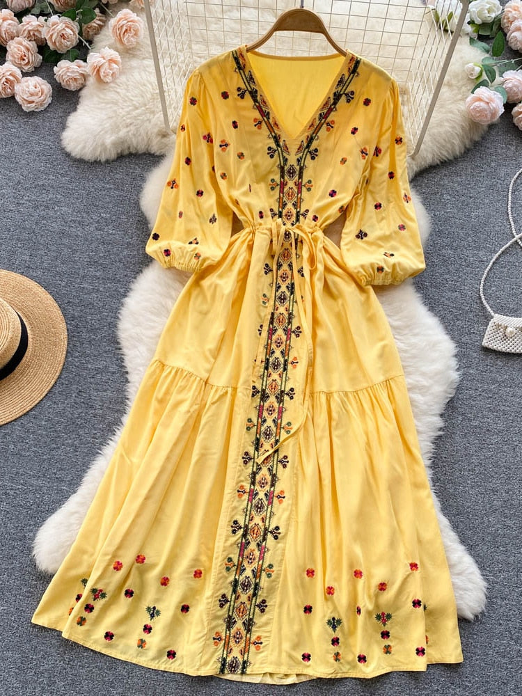 Bohemian Retro Ethnic Style Embroidery V-neck A-line Dress