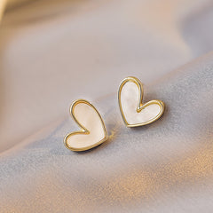 Simple Sweet Black and White Heart Shaped Stud Earrings